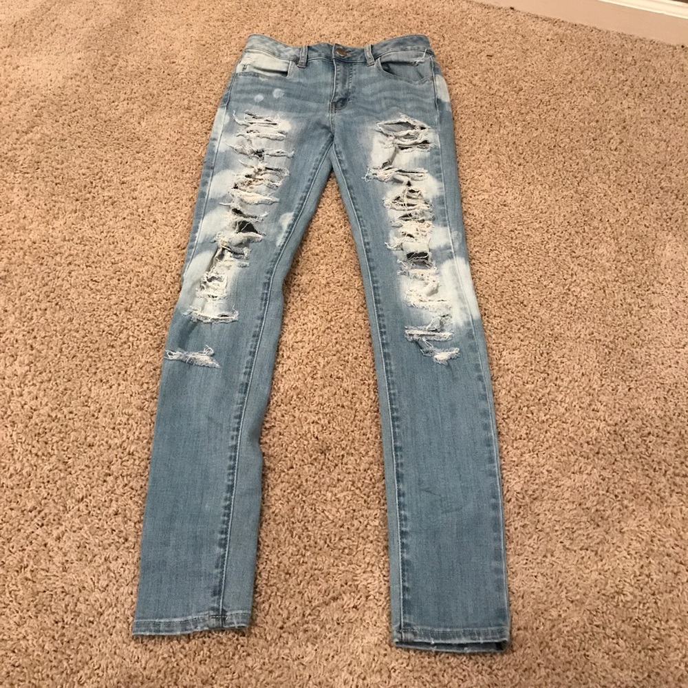 American Eagle ripped skinny jeans